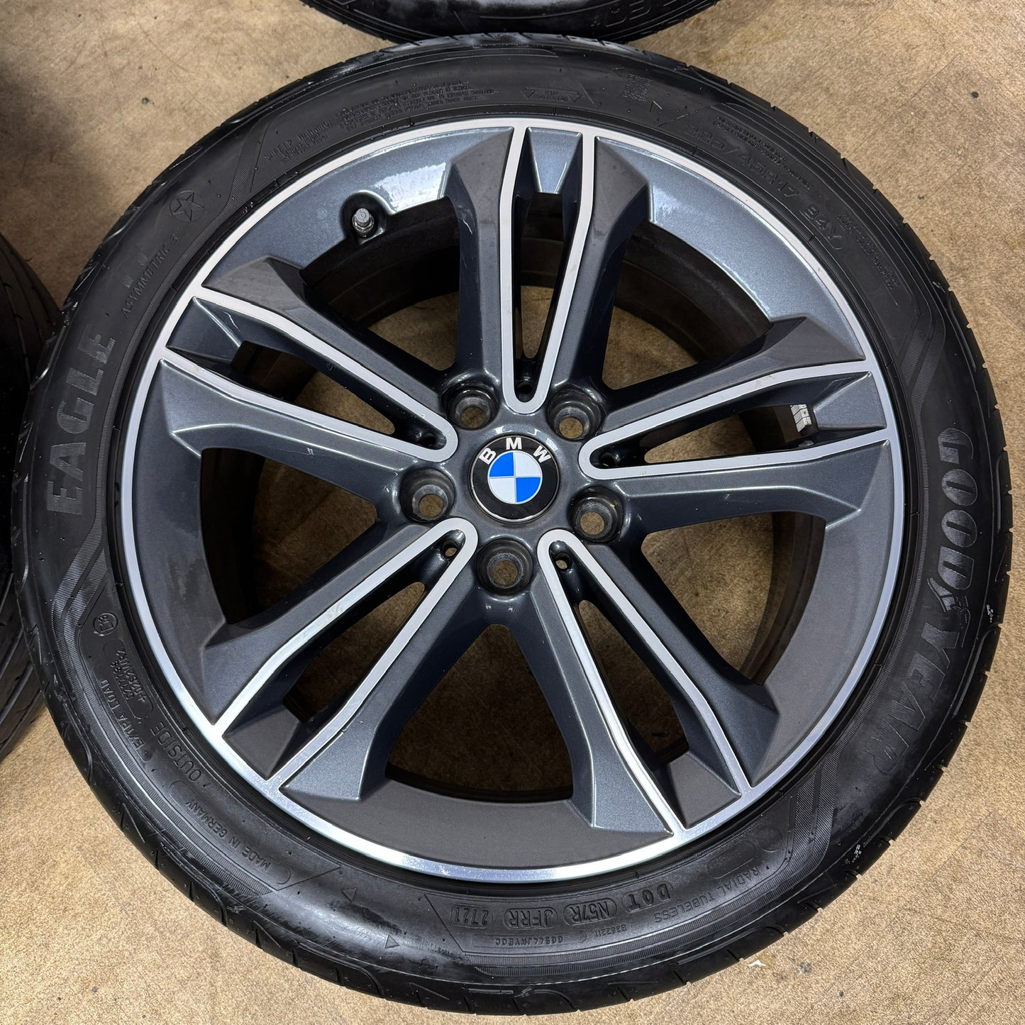 17'' GENUINE BMW 1 SERIES 2 F40 F41 F44 549 GREY DC ALLOY WHEELS TYRES ALLOYS 6856087