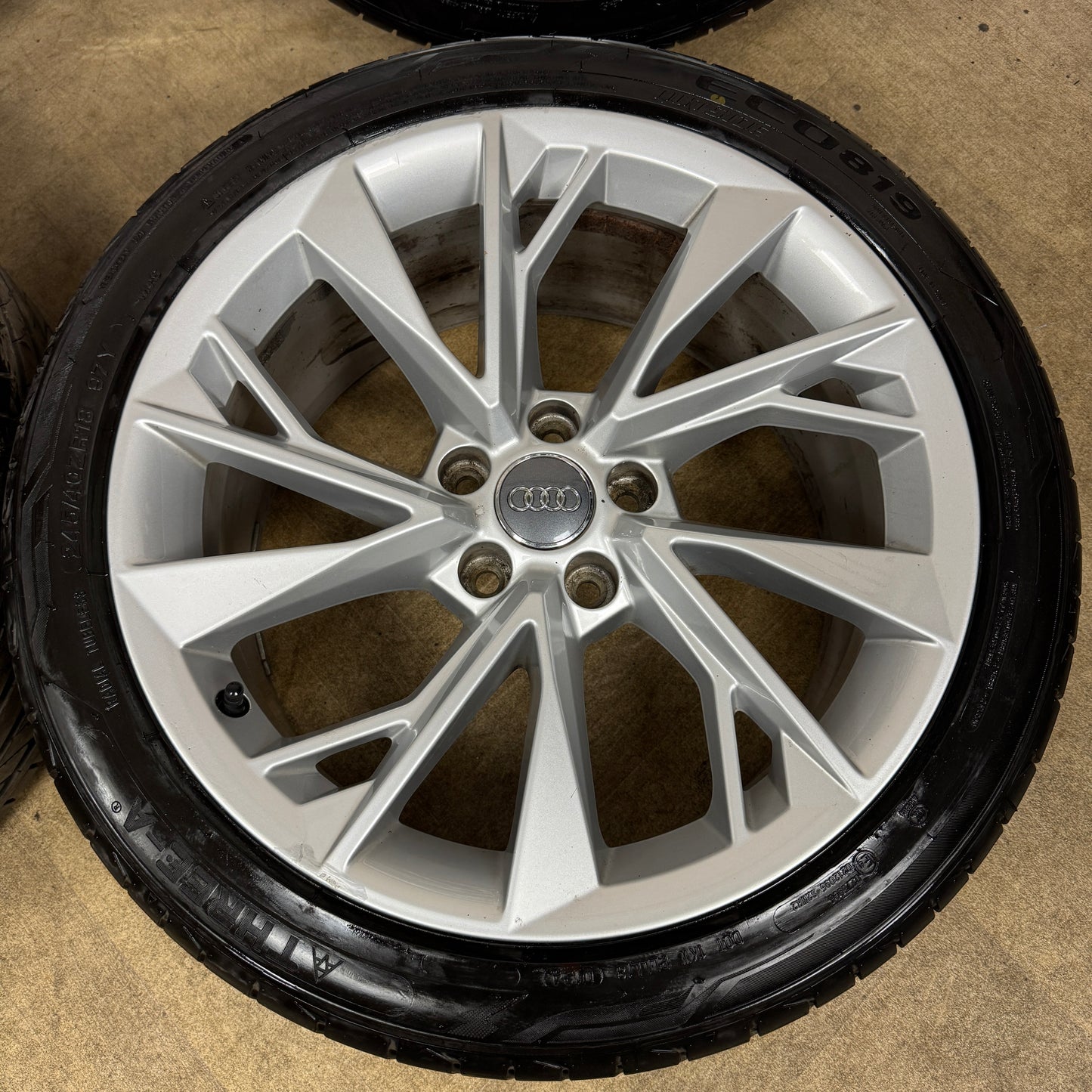 18'' GENUINE AUDI A5 S LINE SILVER B8 B9 A4 ALLOY WHEELS ALLOYS TYRES 8W0601025FM