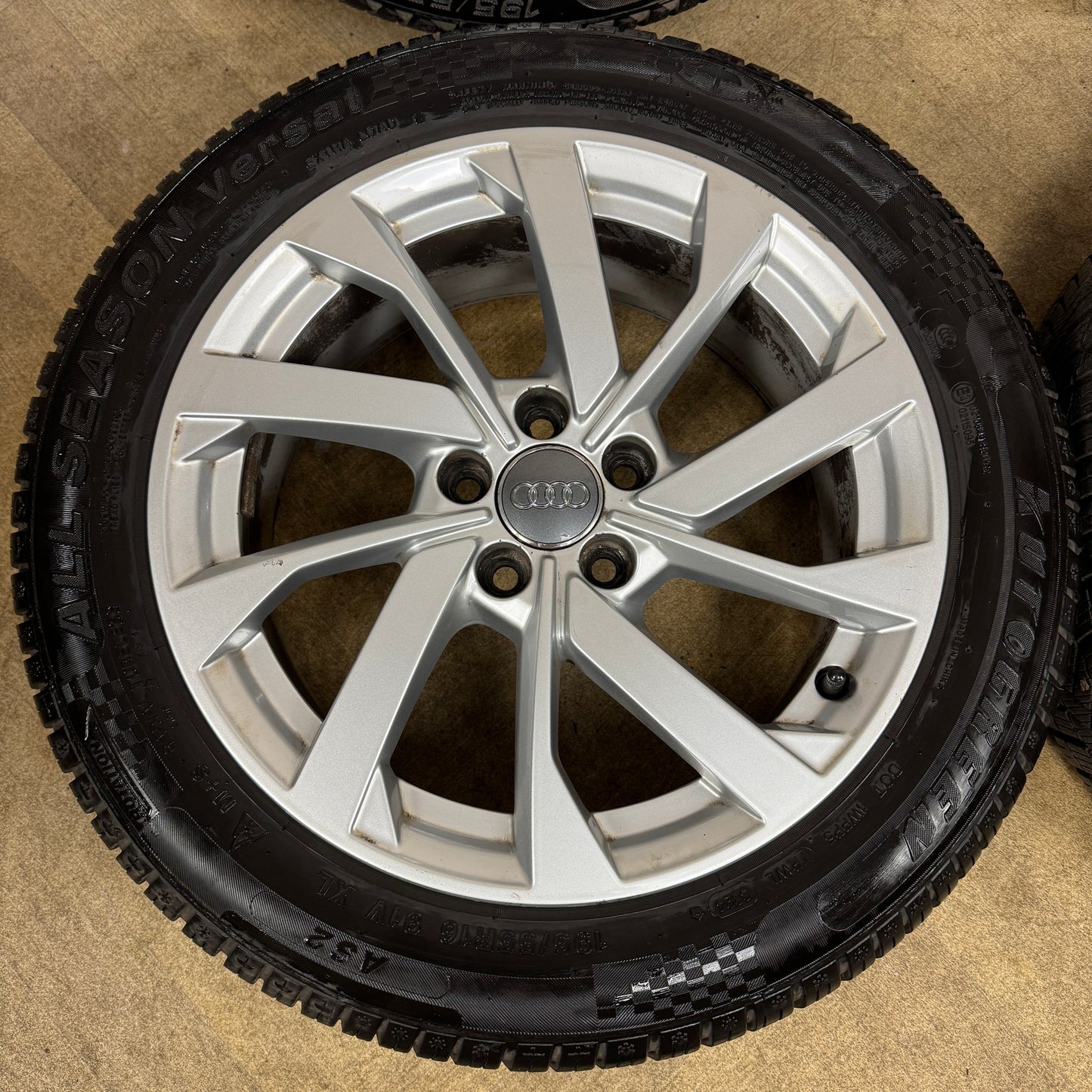 16'' GENUINE AUDI A1 NEW MODEL ALLOY WHEELS ALLOYS TYRES 82A601025B
