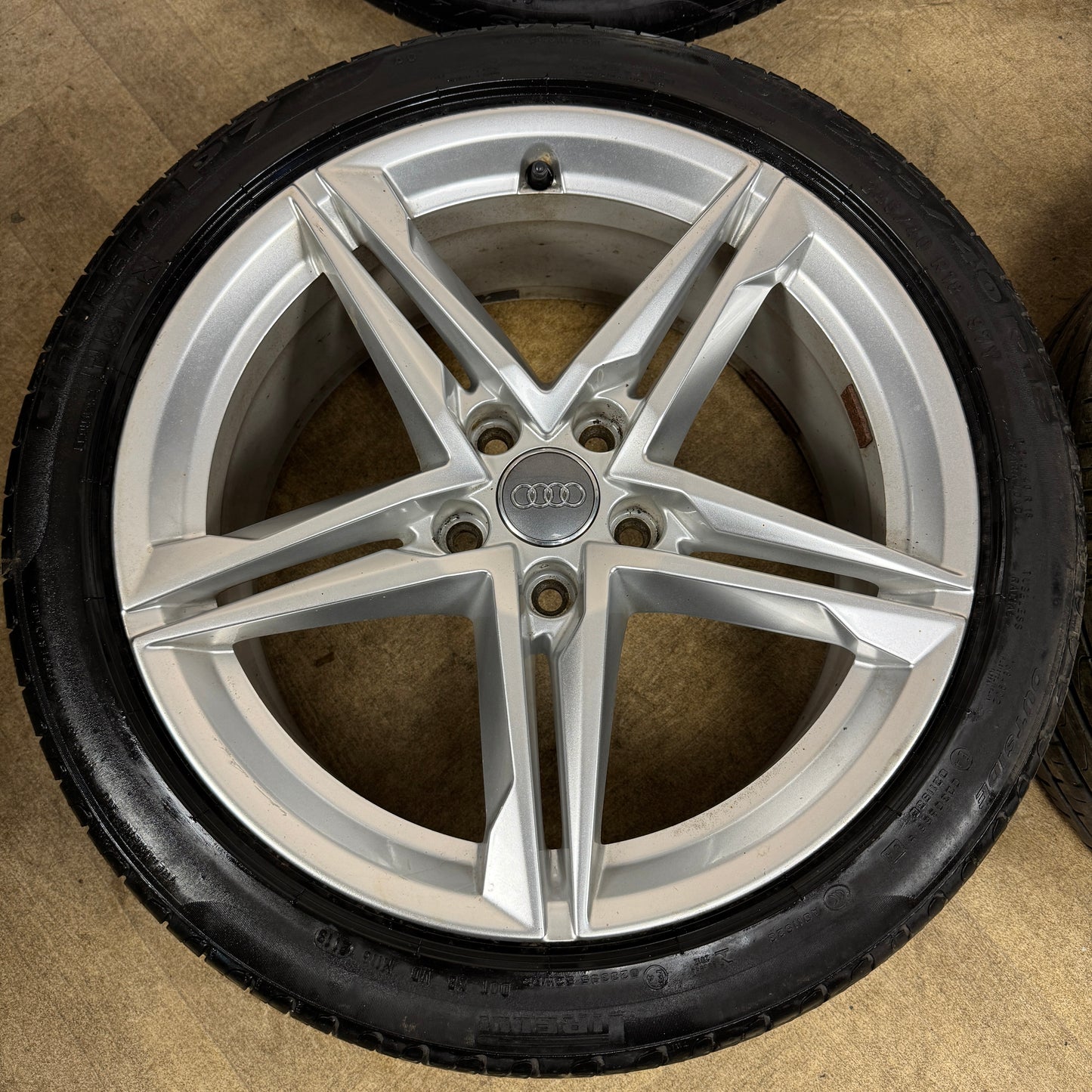 18'' GENUINE AUDI A4 S LINE 5 STAR DOUBLE SPOKE B8 B9 ALLOY WHEELS ALLOYS TYRES 8W0601025EC