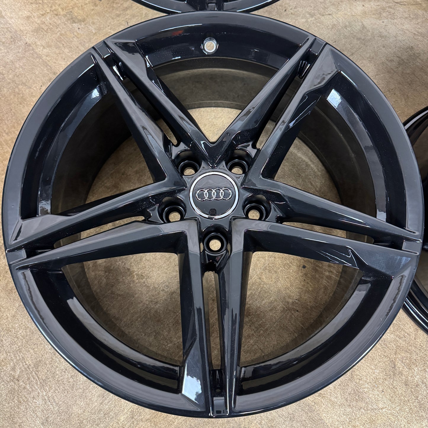 18'' GENUINE AUDI A4 S LINE STAR BLACK B8 B9 ALLOY WHEELS ALLOYS 5X112 8W0601025R