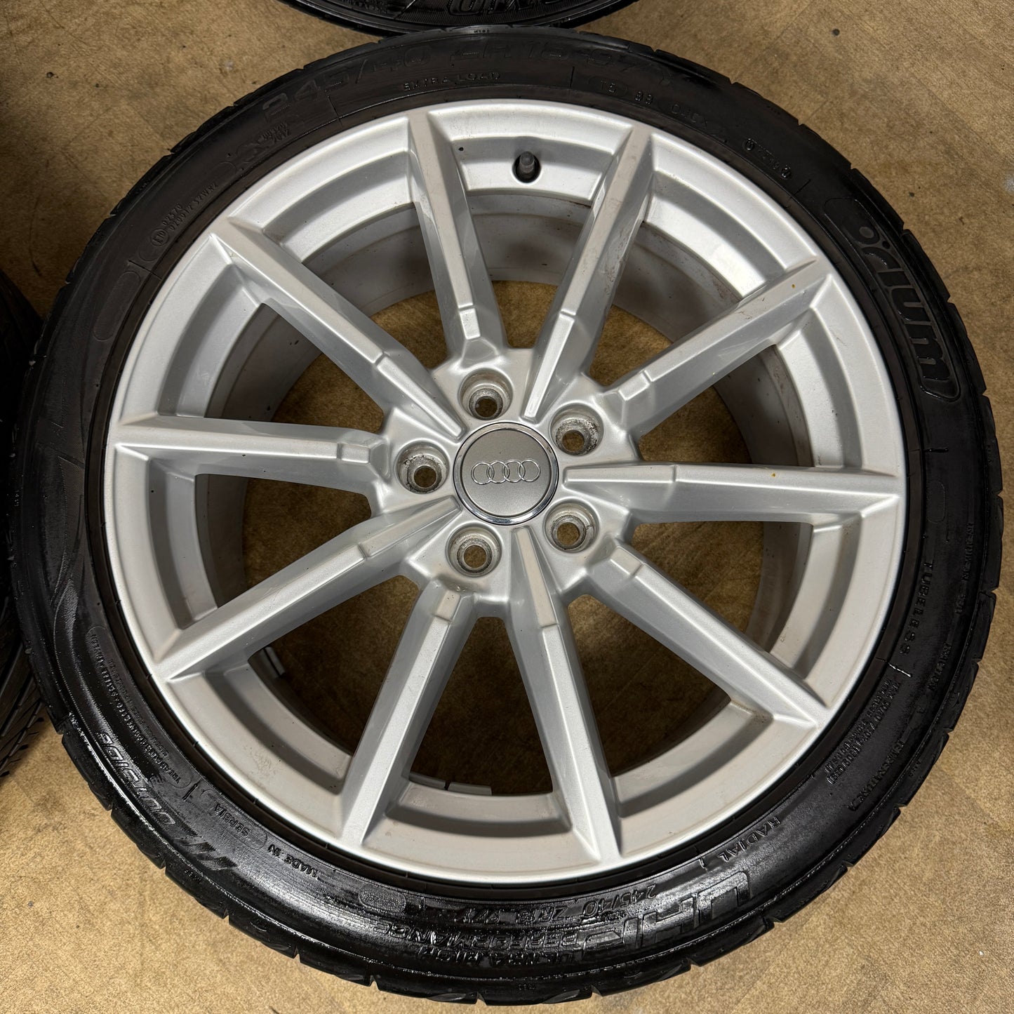 18'' GENUINE AUDI TT MK3 MK2 MULTISPOKE SPOKE TYRES ALLOY WHEELS ALLOYS 5X112 8S0601025C