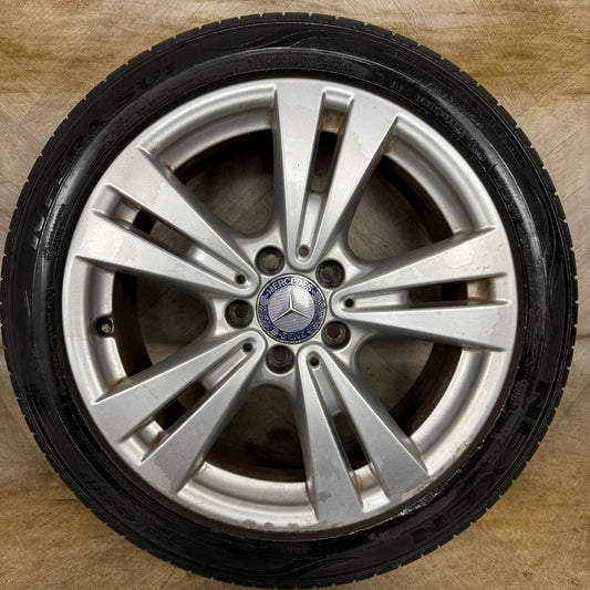 1X 17'' GENUINE MERCEDES A B CLASS CLA SILVER ALLOY WHEEL TYRE A2464011400