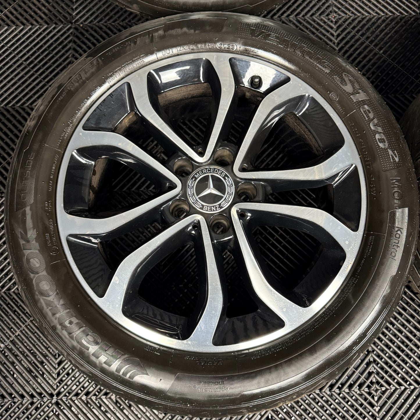 17" GENUINE MERCEDES C CLASS W205 BLACK DC ALLOY WHEELS TYRES ALLOYS A2054010200