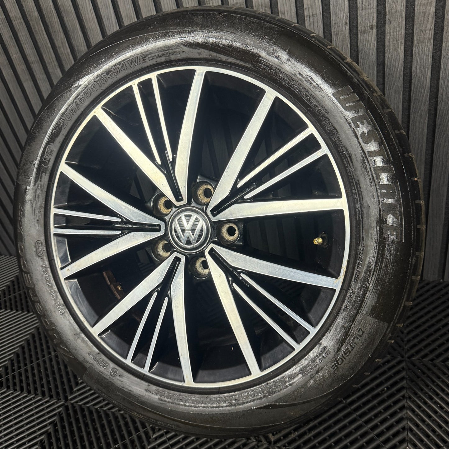 1X 16'' GENUINE VW GOLF MK7.5 MK7 LINAS ALLOY WHEEL TYRE GT SINGLE 5G0601025CD