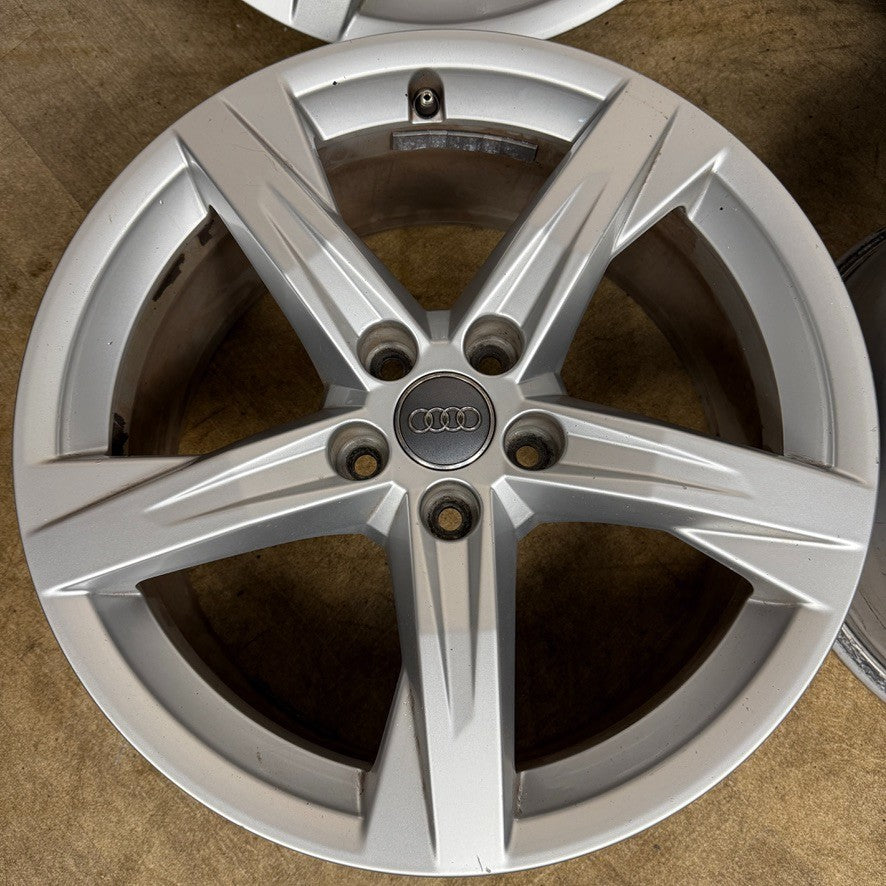 18'' GENUINE AUDI A4 A6 A3 Q5 Q3 5 SPOKE WHEELS ALLOYS 80A601025BE