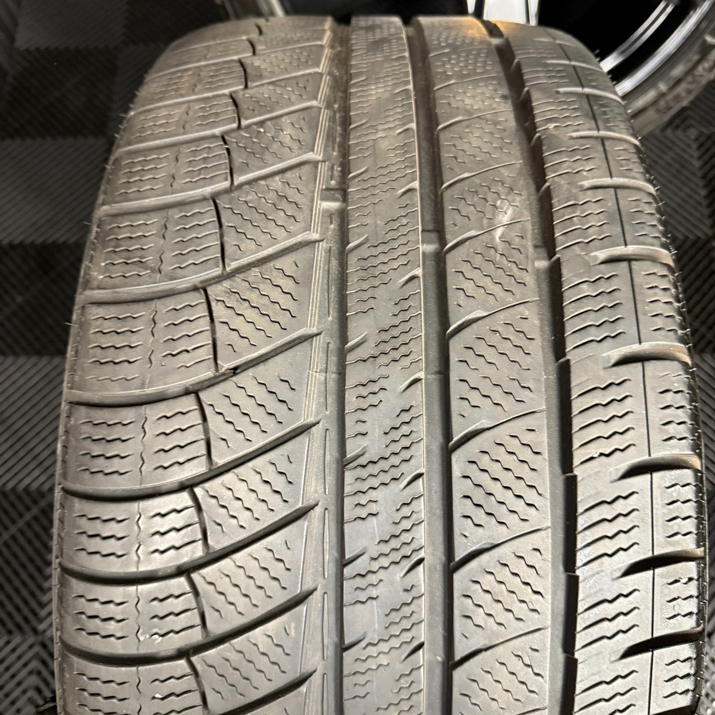 21'' GENUINE PORSCHE CAYENNE 92A BLACK ALLOY WHEELS ALLOYS TYRES 7P5601025BD