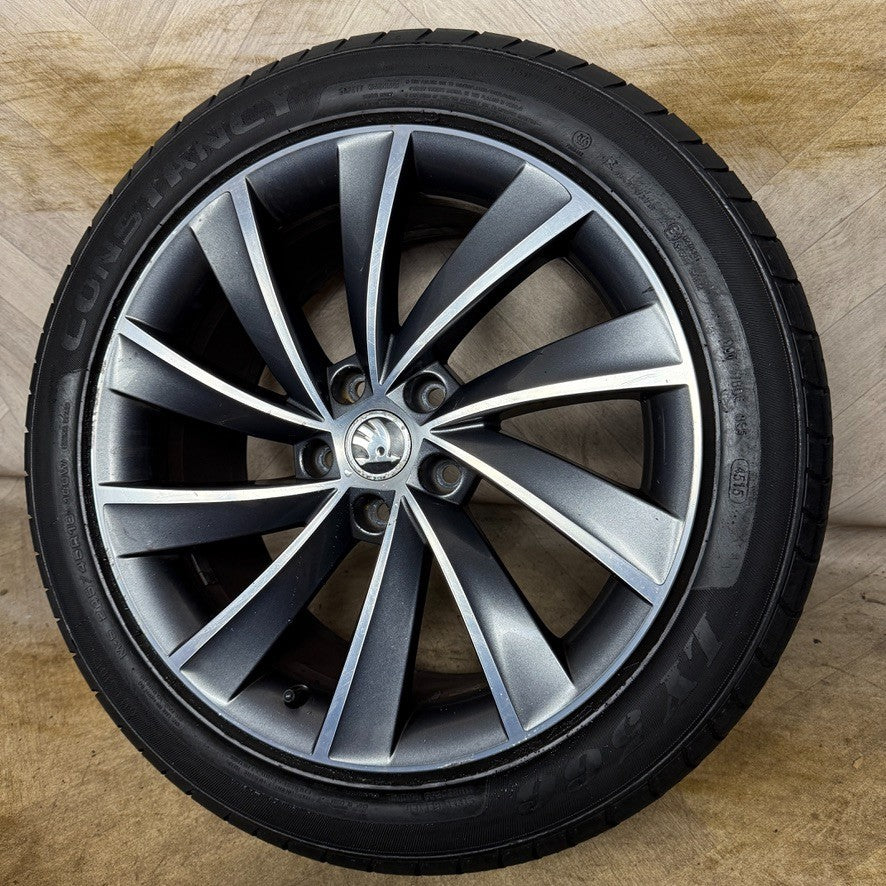 1X 18'' GENUINE SKODA SUPURB MK3 3V TYRE ALLOY WHEEL 3V0601025L SPARE