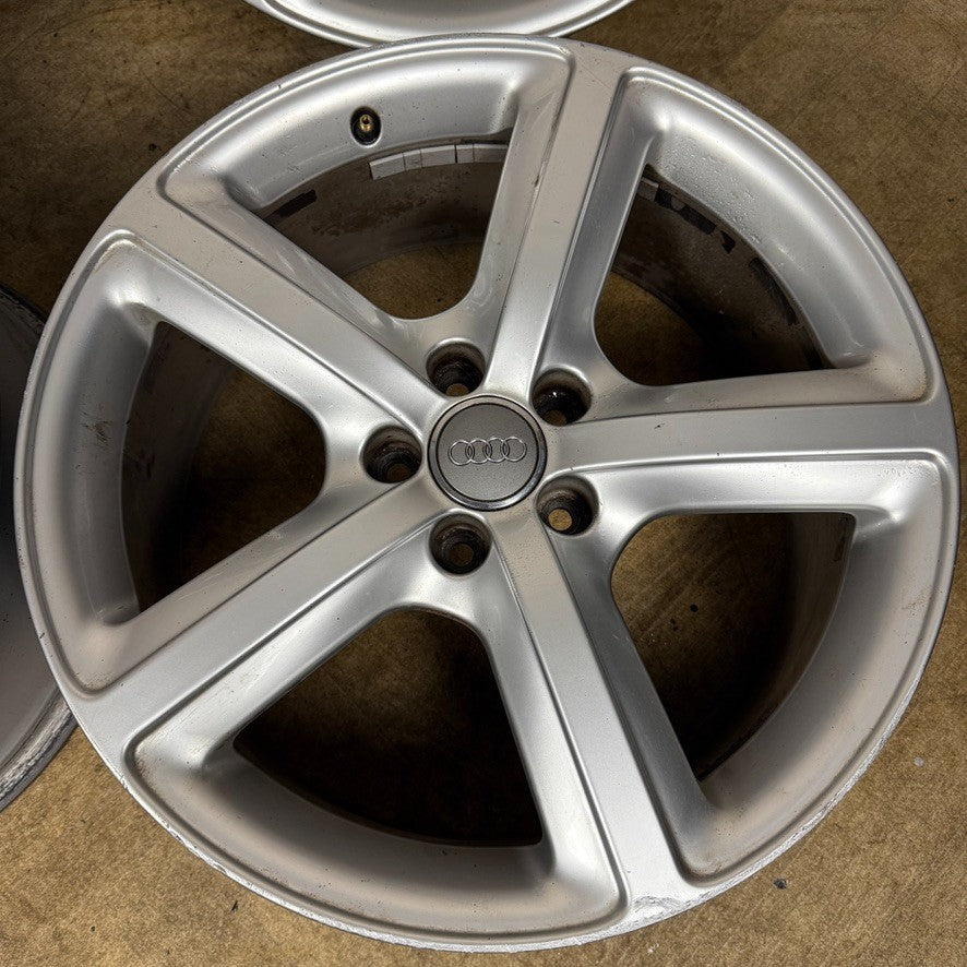 19'' GENUINE AUDI Q5 5 SPOKE S LINE ALLOY WHEELS 5X112 8R0601025BD