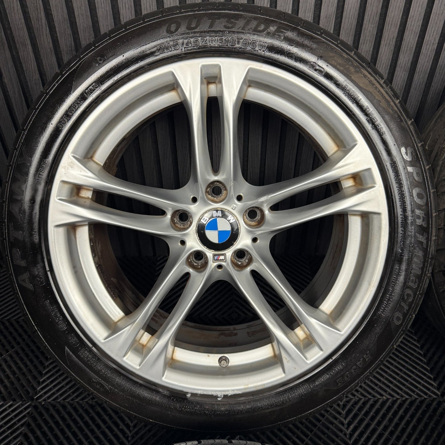 18'' GENUINE BMW 5 SERIES 613 SILVER M SPORT F10 F11 ALLOY WHEELS TYRES ALLOYS