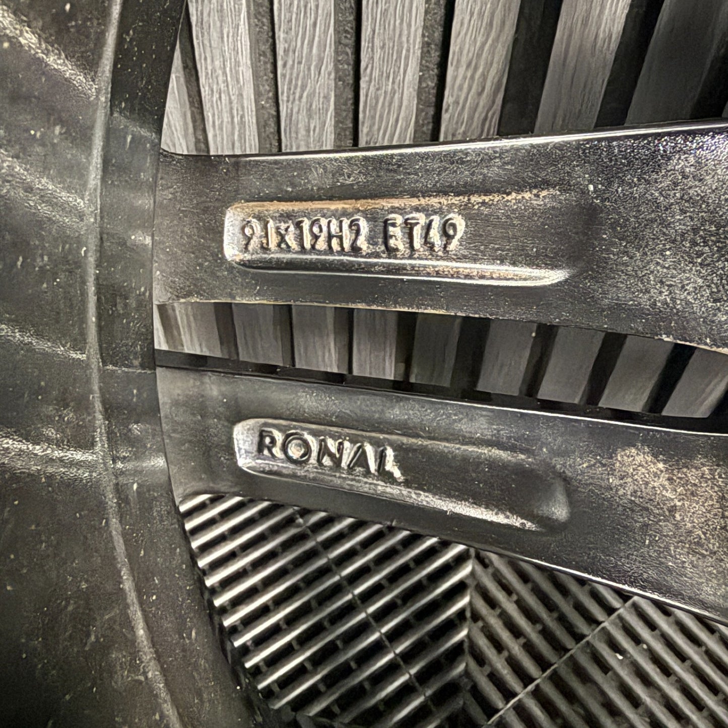 1X 19" GENUINE AMG MERCEDES E CLASS BLACK ALLOY WHEEL BACK W213 A2134012100 REAR