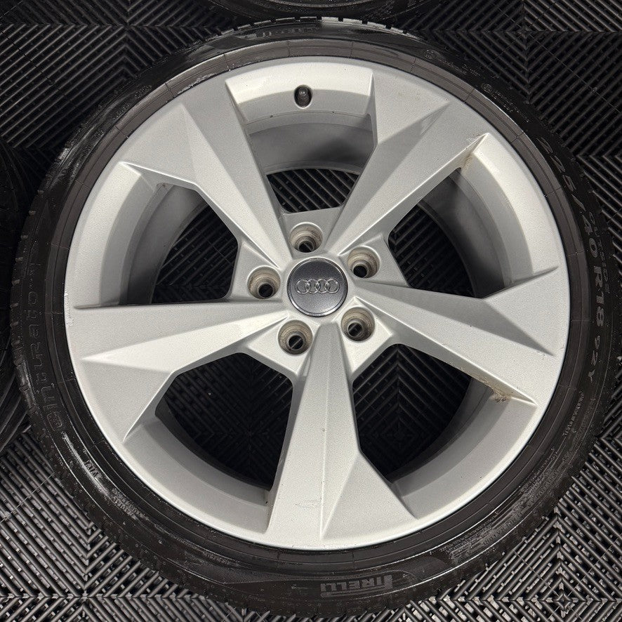 18'' GENUINE AUDI A3 S LINE SILVER ALLOY WHEELS ALLOYS TYRES S3 GOLF 8V0601025J