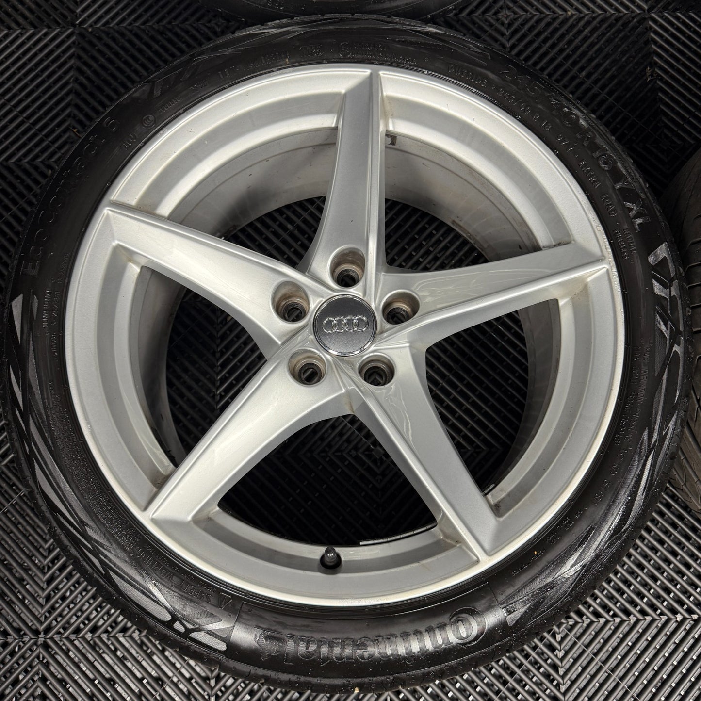 18" GENUINE AUDI A5 S LINE SILVER 5 SPOKE ALLOY WHEELS ALLOYS TYRES 8W0601025BG