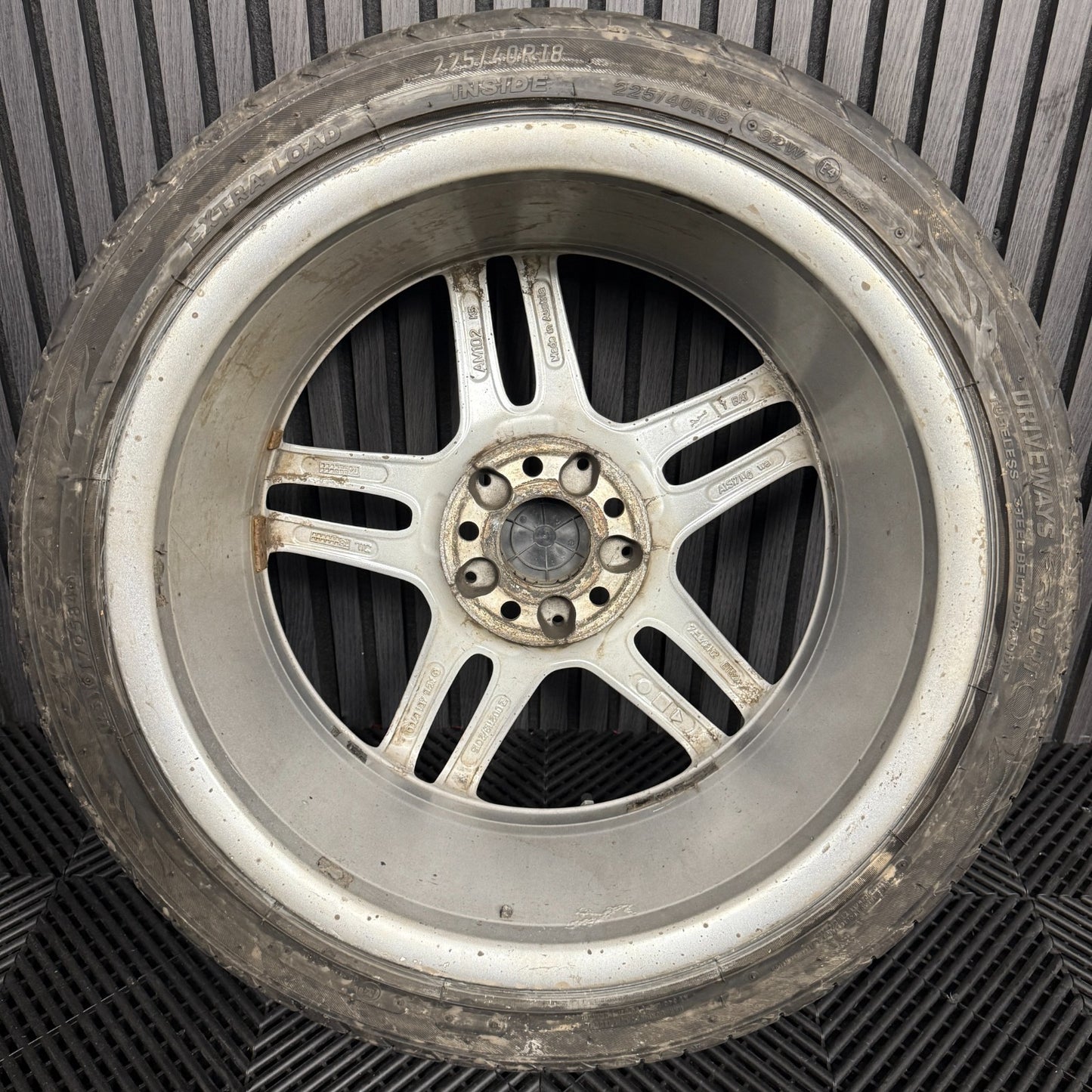 1X 18'' GENUINE AMG MERCEDES A B CLASS CLA GREY DC ALLOY WHEEL TYRE A1764010700