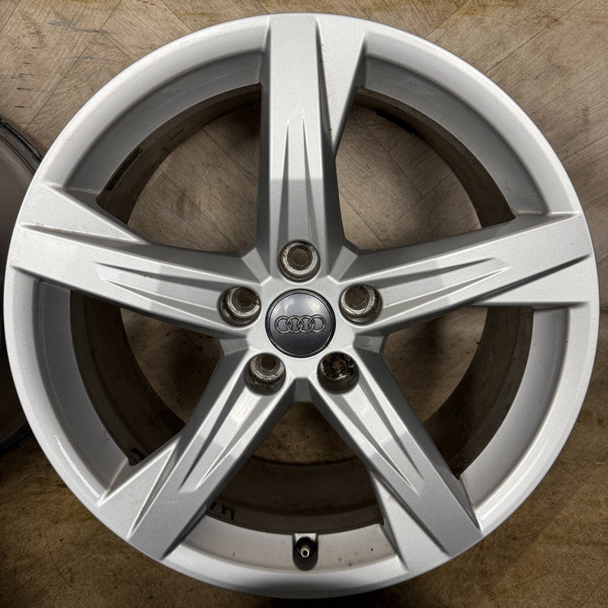 18'' GENUINE AUDI A4 A6 A3 Q5 Q3 5 SPOKE WHEELS ALLOYS 80A601025BE