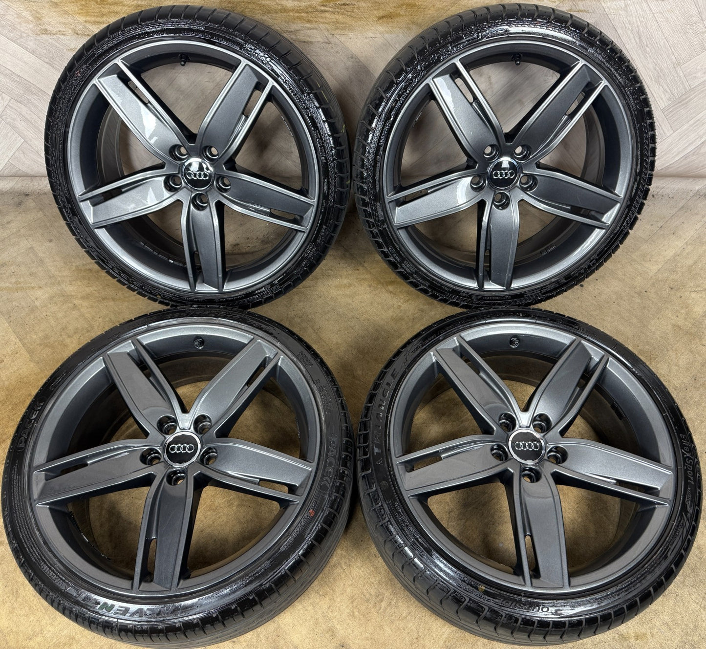 19'' GENUINE AUDI S3 A3 S LINE GREY ALLOY WHEELS ALLOYS TYRES 8V0601025AS