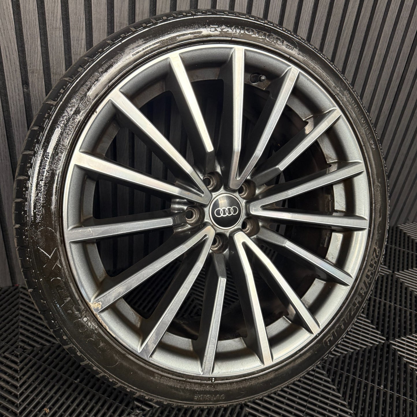 1X 19'' GENUINE AUDI A5 S5 S LINE MULTISPOKE WHEEL ALLOY SPARE 8W0601025AN