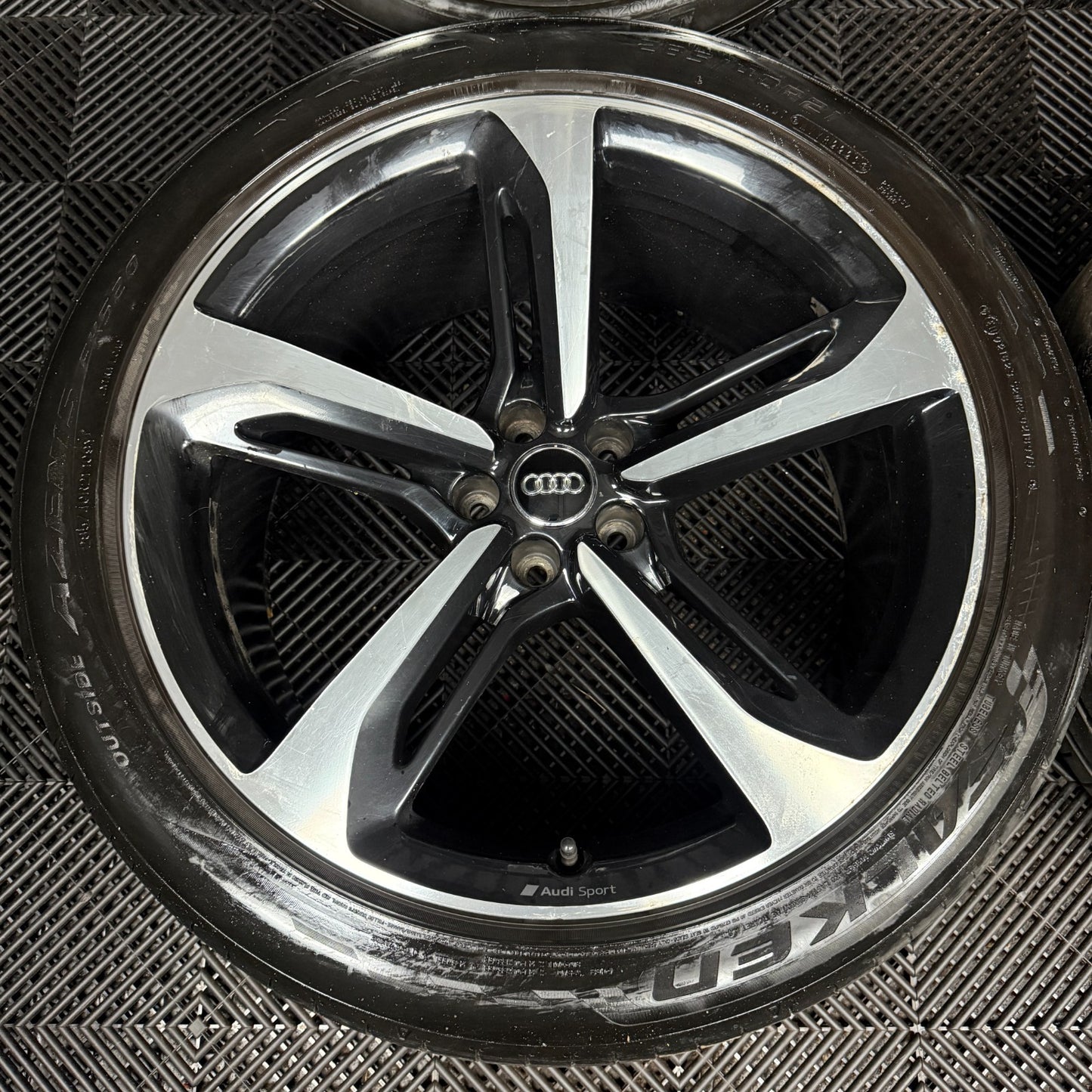 21'' GENUINE AUDI Q7 S LINE RS BLACK DC ALLOY WHEELS ALLOYS TYRES 4M0601025AA