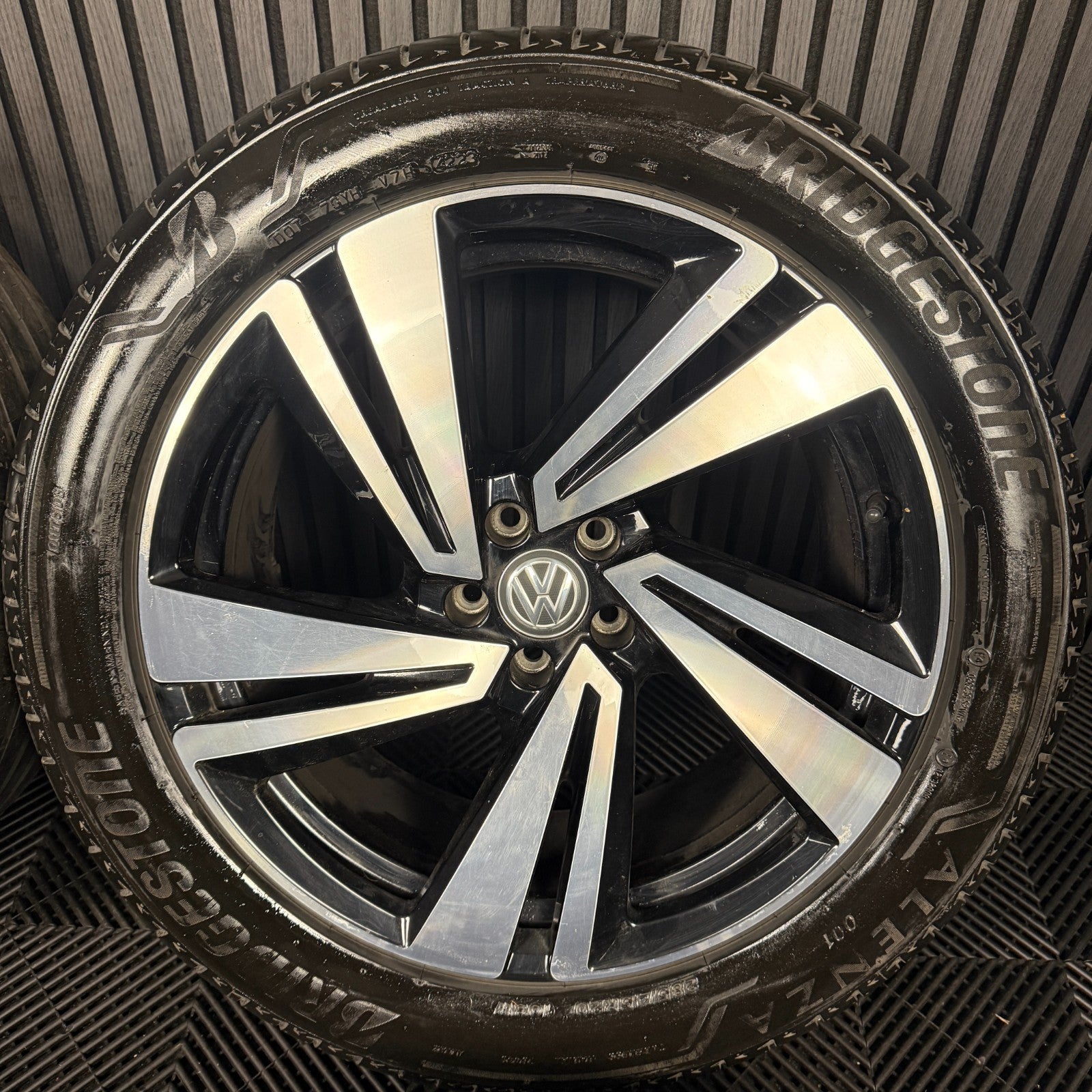 20'' GENUINE VW TOUAREG NEVADA BLACK DC ALLOY WHEELS ALLOYS TYRES Q7 760601025S