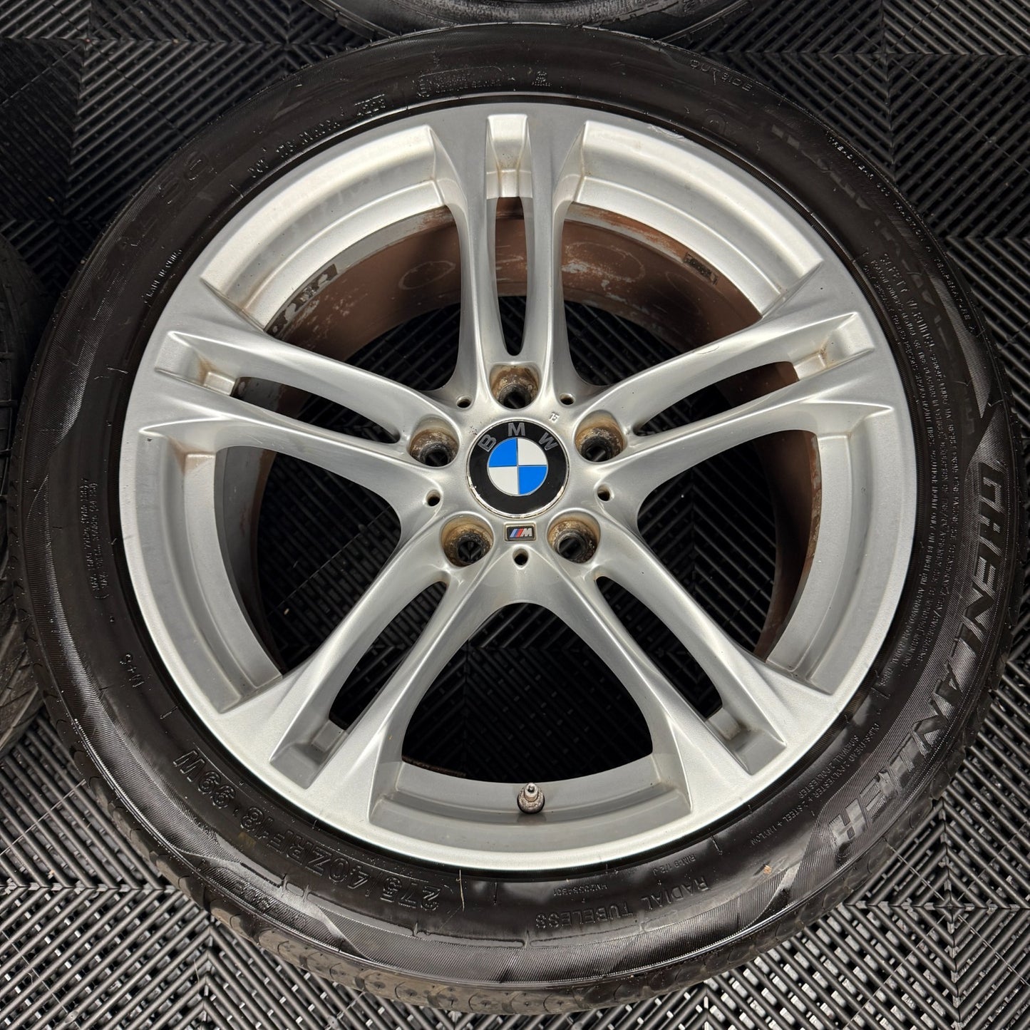18'' GENUINE BMW 5 SERIES 613 SILVER M SPORT F10 F11 ALLOY WHEELS TYRES ALLOYS