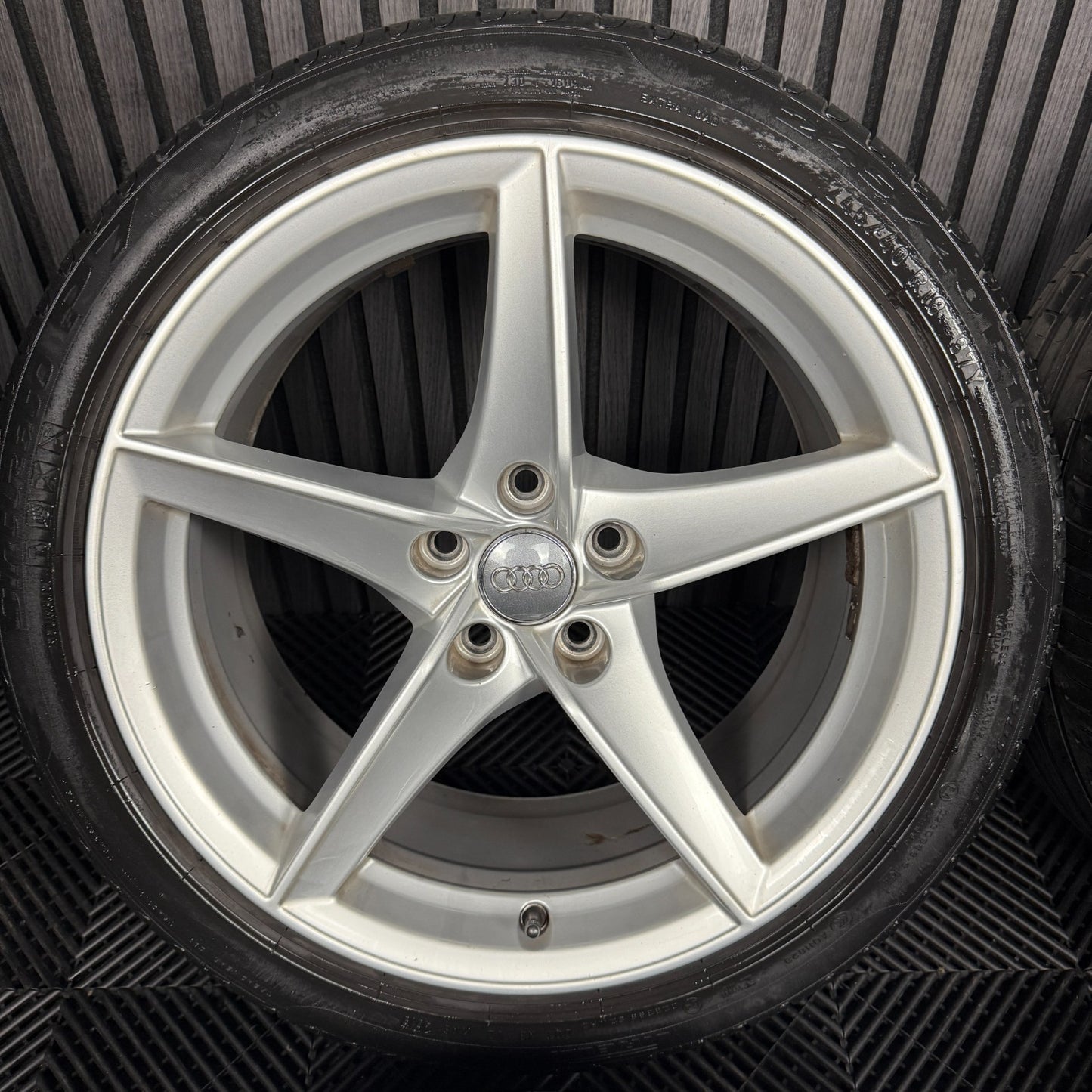18" GENUINE AUDI A5 S LINE SILVER 5 SPOKE ALLOY WHEELS ALLOYS TYRES 8W0601025BG