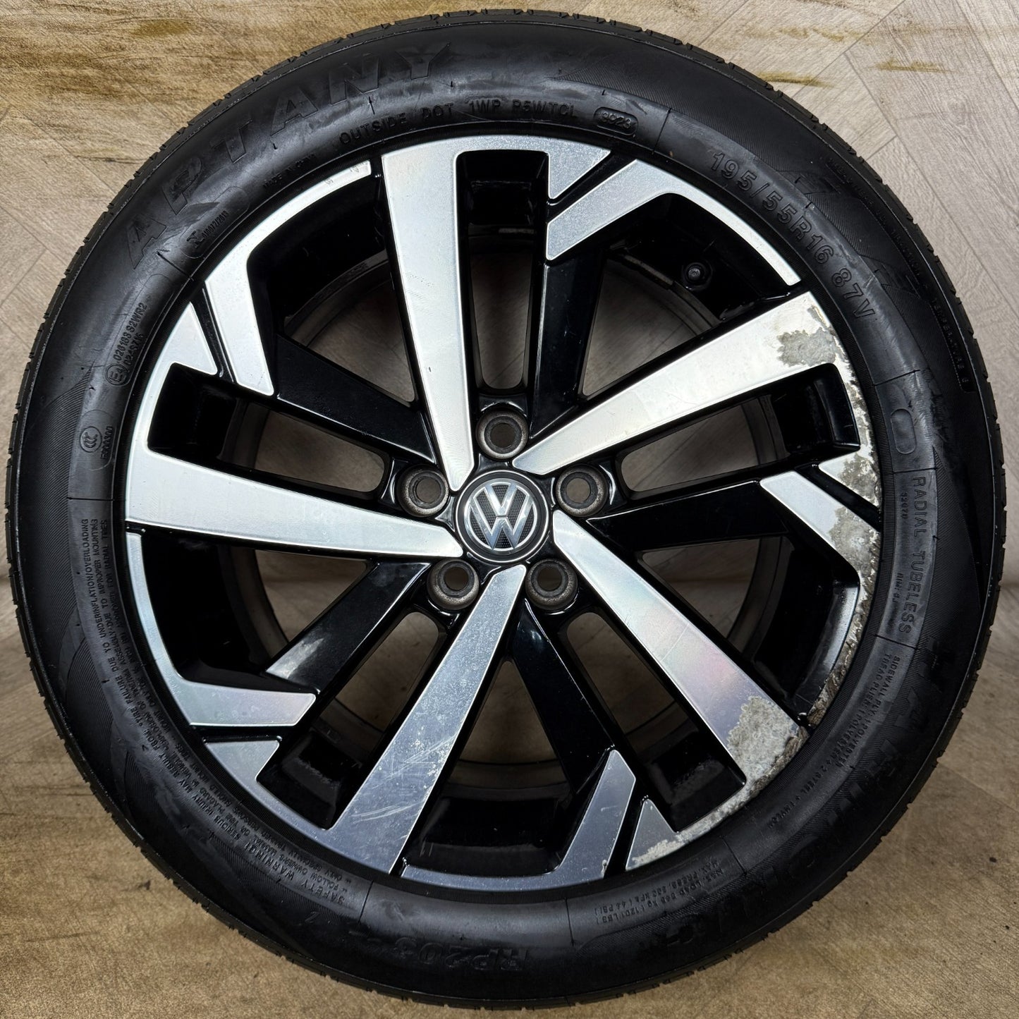 1X 16'' GENUINE VW POLO TORSBY MK6 2G ALLOY WHEEL TYRE GT SINGLE 2G0601025T