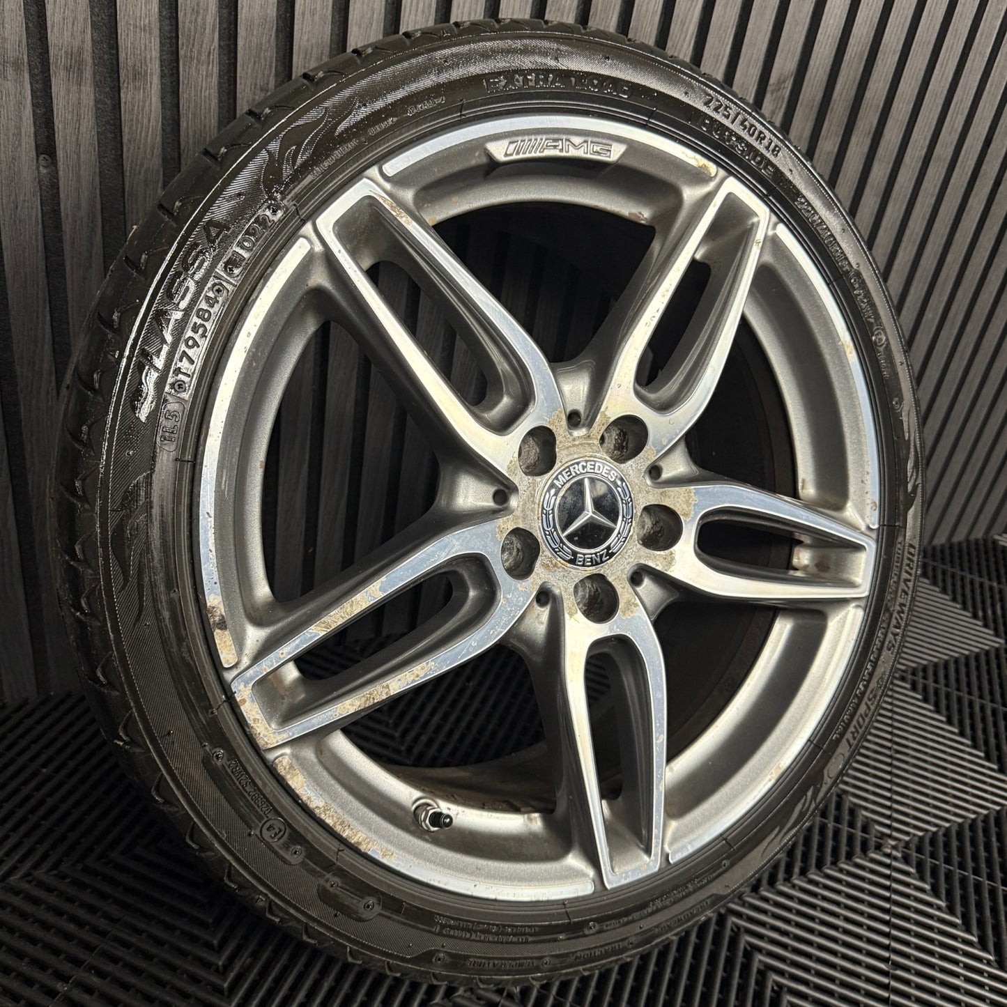 1X 18'' GENUINE AMG MERCEDES A B CLASS CLA GREY DC ALLOY WHEEL TYRE A1764010700