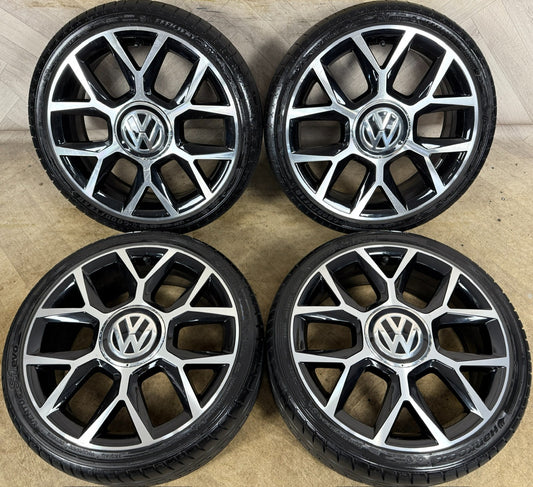 17'' GENUINE VW UP UP! GTI BLACK DC 1S OSWALD ALLOY TYRES 1S0601025BN