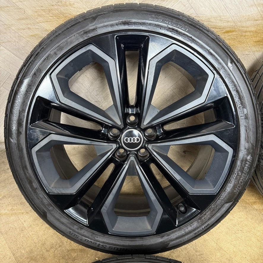 21'' GENUINE AUDI SQ5 Q5 S LINE BLACK ALLOY WHEELS HANKOOK TYRES 80A601025AS