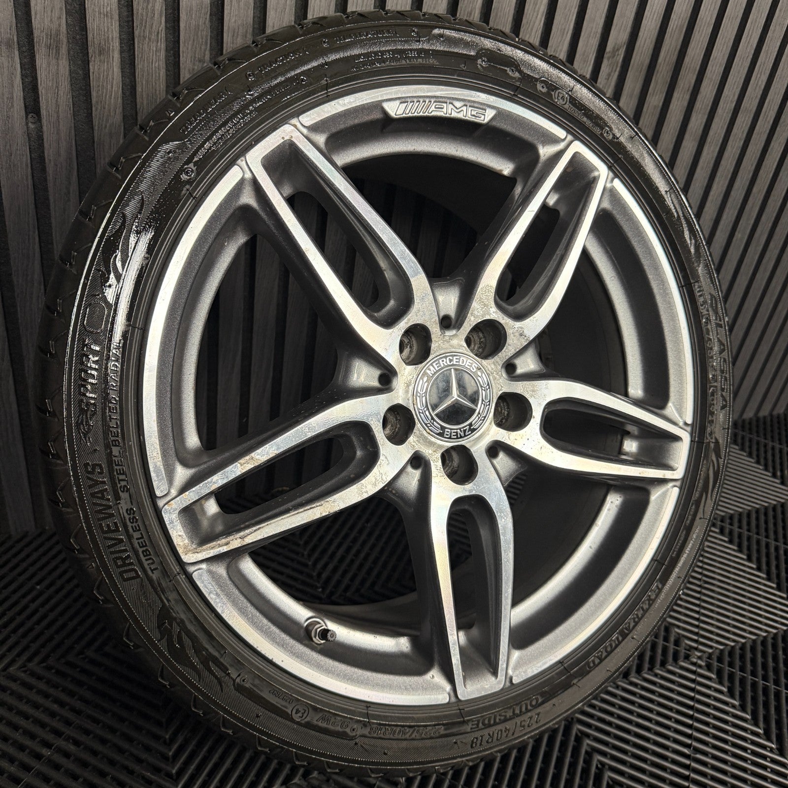 1X 18'' GENUINE AMG MERCEDES A B CLASS CLA GREY DC ALLOY WHEEL TYRE A1764010700