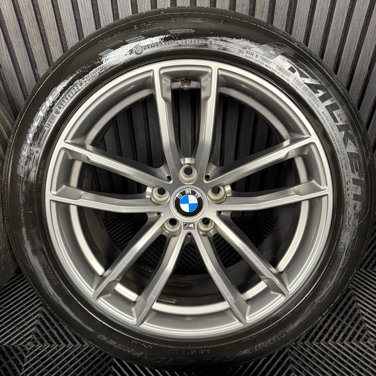 18'' GENUINE BMW 5 SERIES 4 622 GREY M SPORT G30 G31 ALLOY WHEELS TYRES ALLOYS