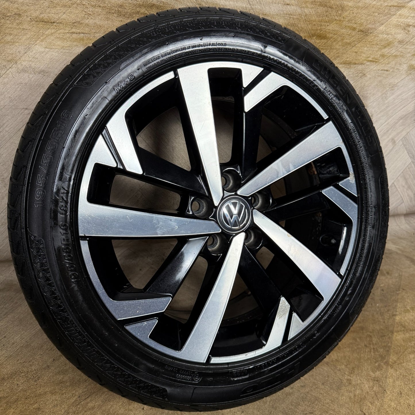1X 16'' GENUINE VW POLO TORSBY MK6 2G ALLOY WHEEL TYRE GT SINGLE 2G0601025T