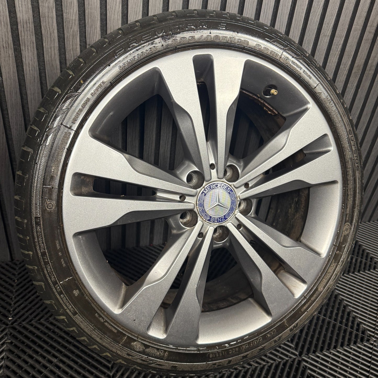 1X 18" GENUINE MERCEDES A B CLASS CLA SPORT ALLOY WHEELS TYRE W246 A2464010400