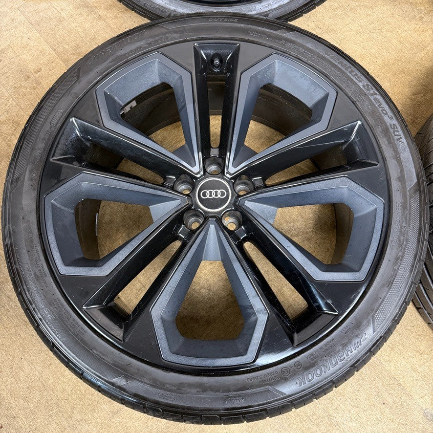 21'' GENUINE AUDI SQ5 Q5 S LINE BLACK ALLOY WHEELS HANKOOK TYRES 80A601025AS