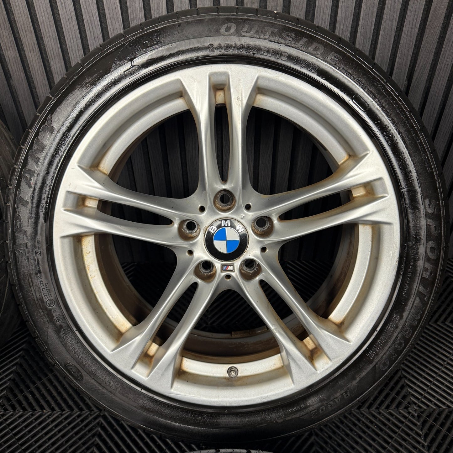 18'' GENUINE BMW 5 SERIES 613 SILVER M SPORT F10 F11 ALLOY WHEELS TYRES ALLOYS