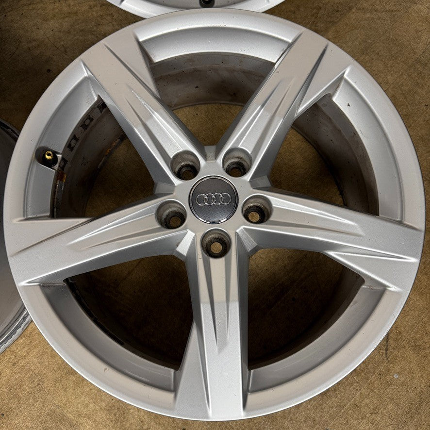 18'' GENUINE AUDI A4 A6 A3 Q5 Q3 5 SPOKE WHEELS ALLOYS 80A601025BE