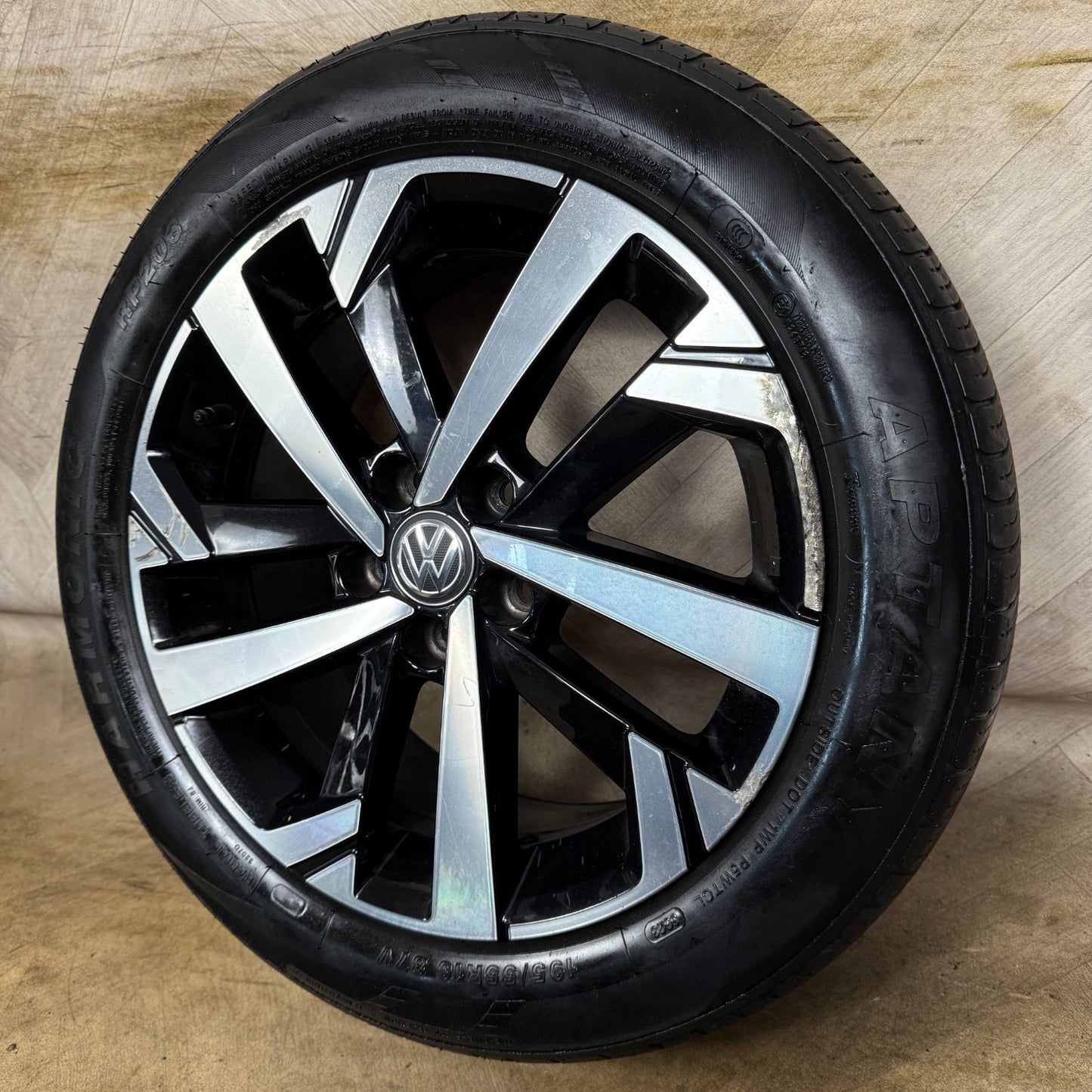 1X 16'' GENUINE VW POLO TORSBY MK6 2G ALLOY WHEEL TYRE GT SINGLE 2G0601025T