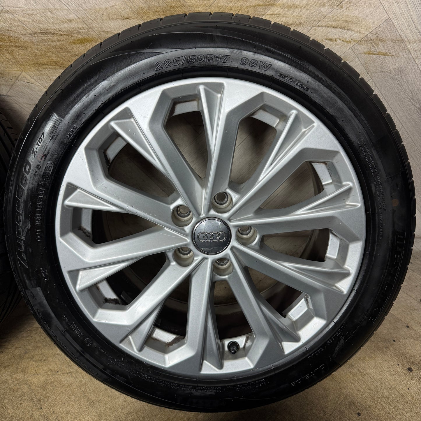 17'' GENUINE AUDI A4 MULTISPOKE B8 B9 A4 ALLOY WHEELS ALLOYS TYRES 8W0601025L