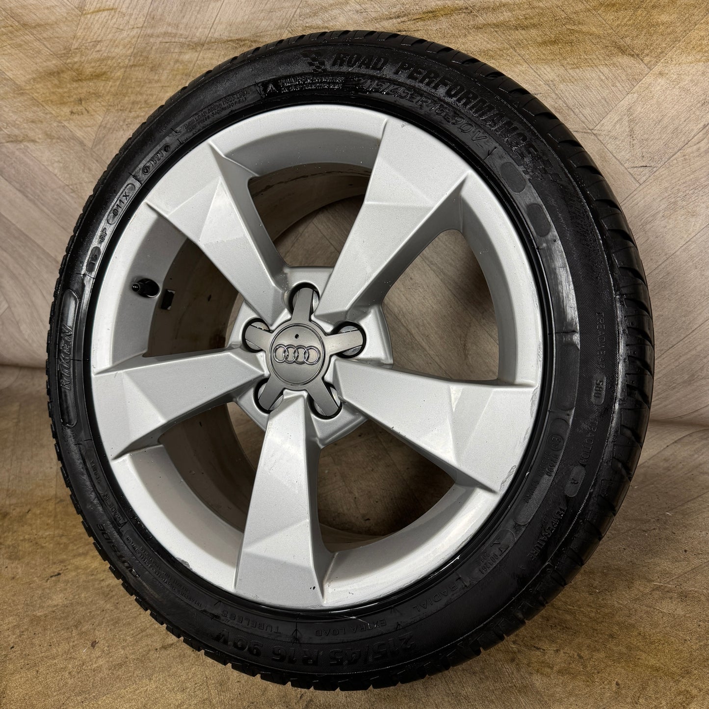 1X 16'' GENUINE A1 5 SPOKE ALLOY WHEEL SINGLE SPARE 5X100 FITMENT 7J ET34 PART: 8XA601025A