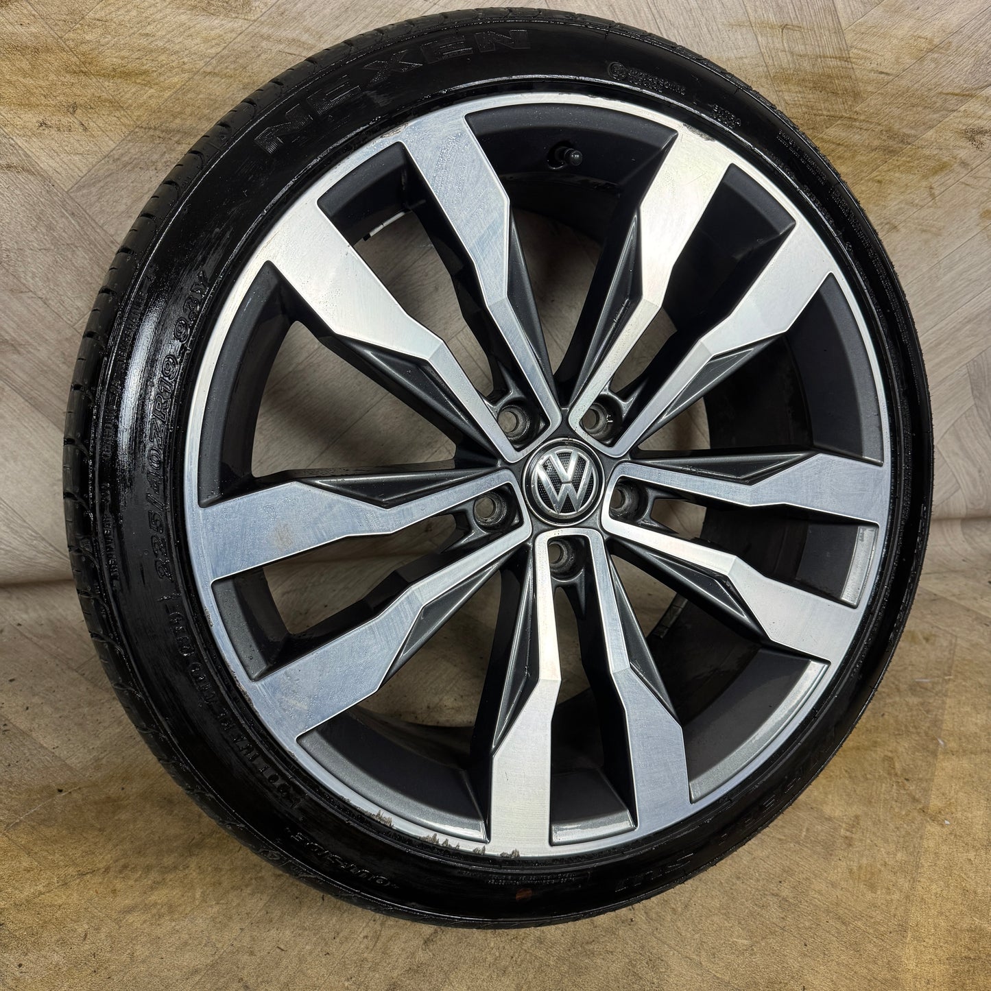 1X 19'' GENUINE VW T ROC R LINE SUZUKA ALLOY WHEEL SINGLE SPARE 5X112 FITMENT 8J ET47 PART: 2GA601025F