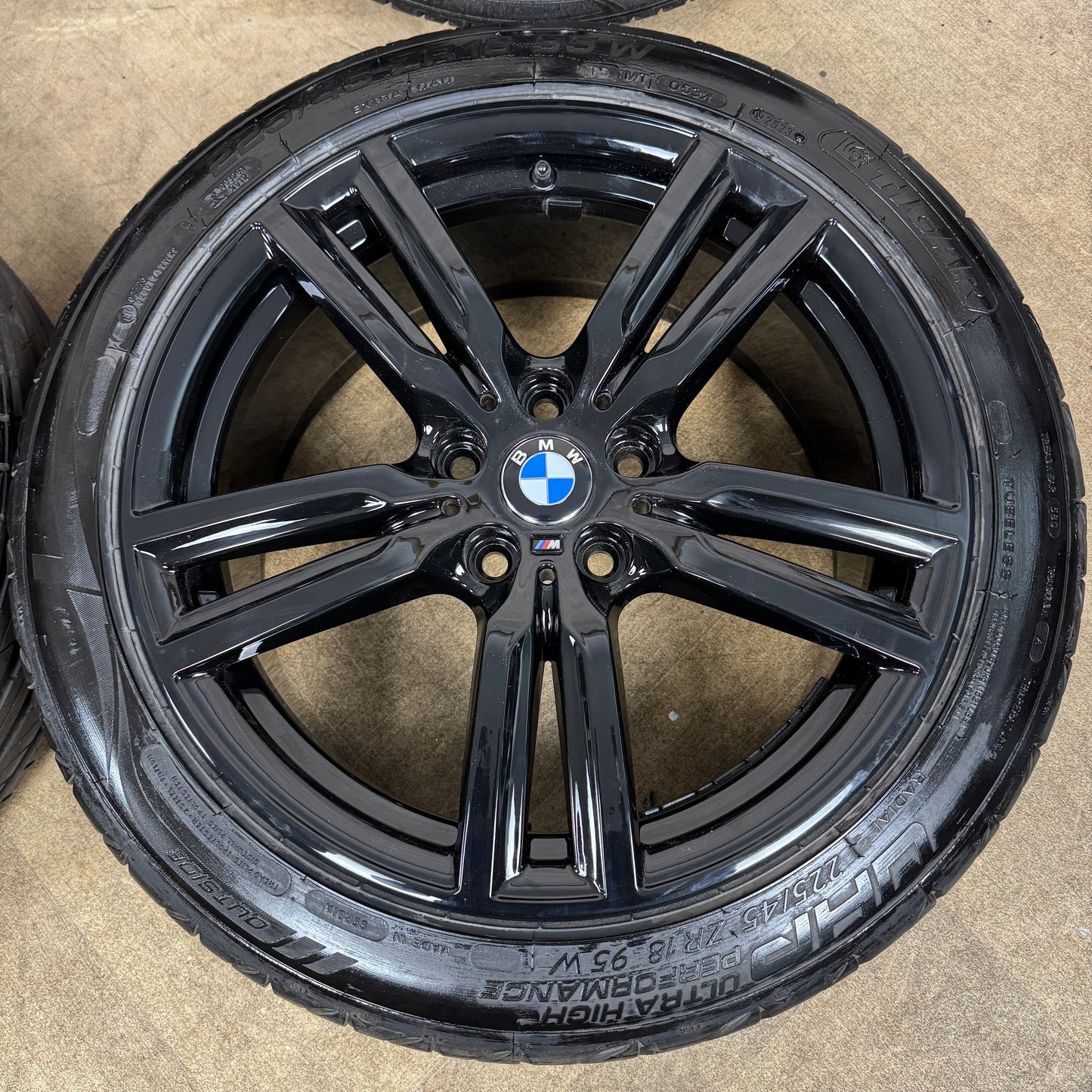 18'' GENUINE BMW 2 SERIES TOURING F45 F46 486 M SPORT BLACK ALLOY WHEELS TYRES ALLOYS 7848602