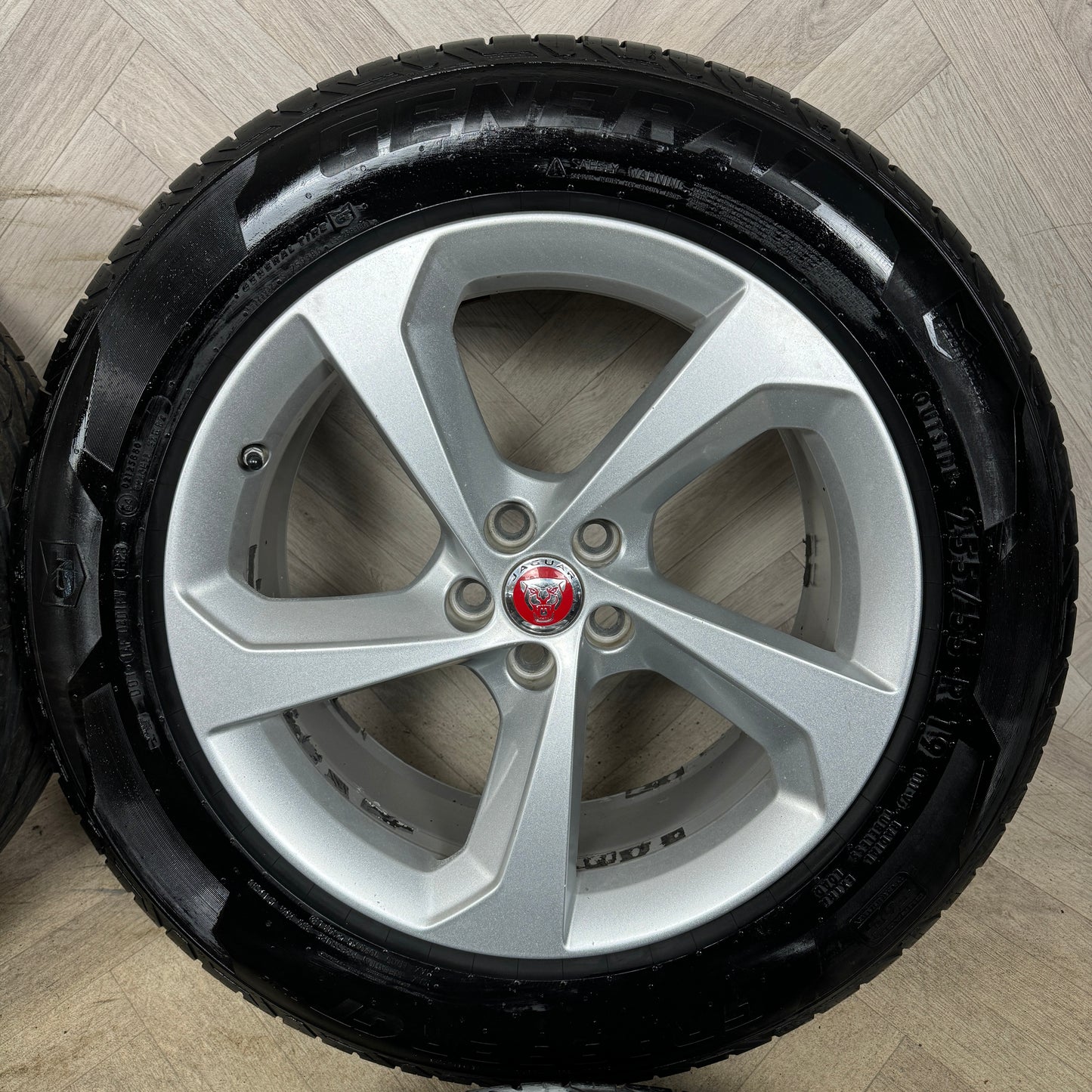 19'' GENUINE JAGUAR F PACE 5 SPOKE SILVER ALLOY WHEELS TYRES ALLOYS 5X108