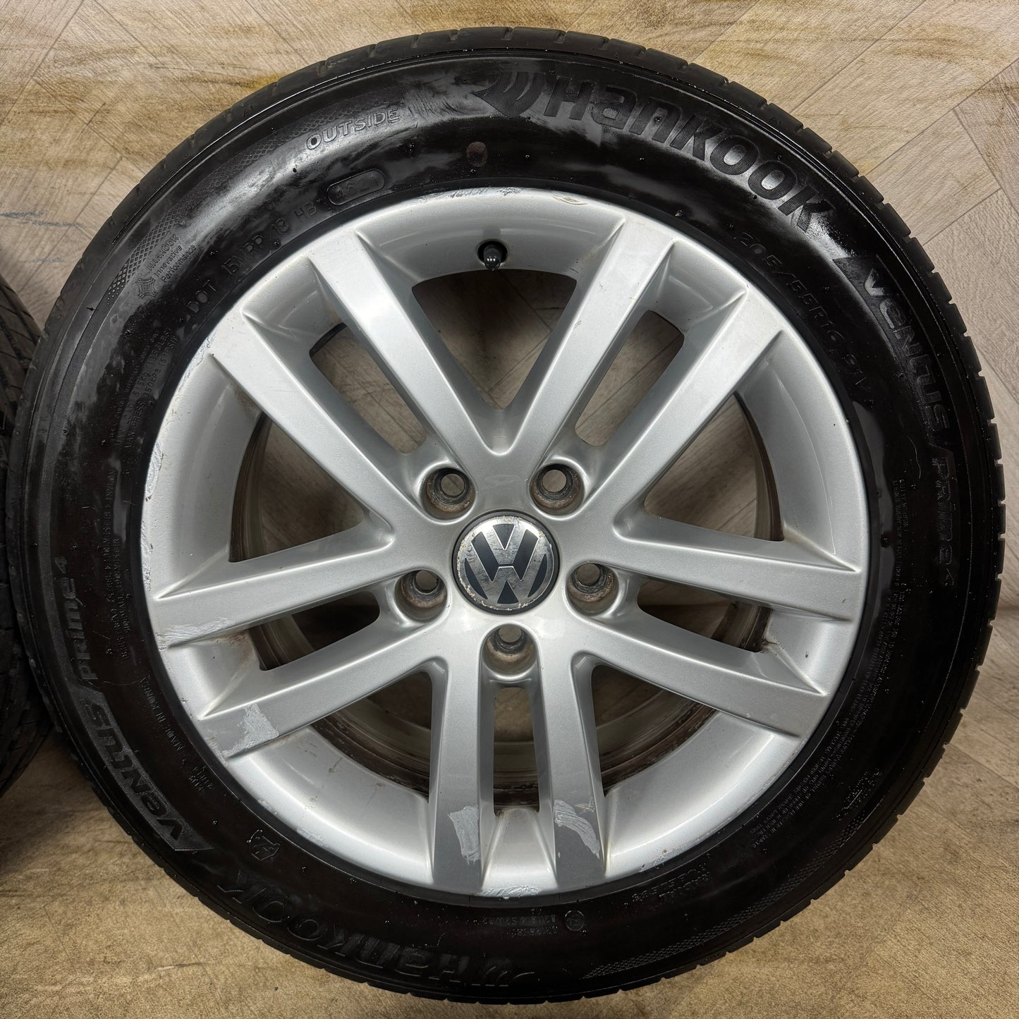 16'' GENUINE VW TOURAN GOLF CLEVELAND MK6 ALLOY WHEELS TYRES ALLOYS 5K0601025E
