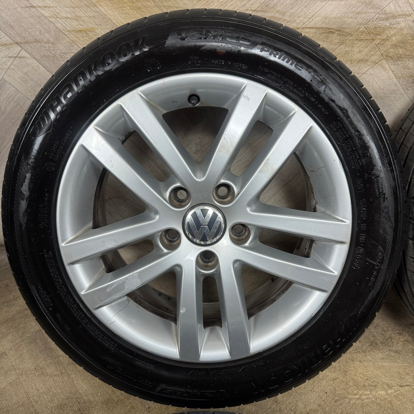 16'' GENUINE VW TOURAN GOLF CLEVELAND MK6 ALLOY WHEELS TYRES ALLOYS 5K0601025E