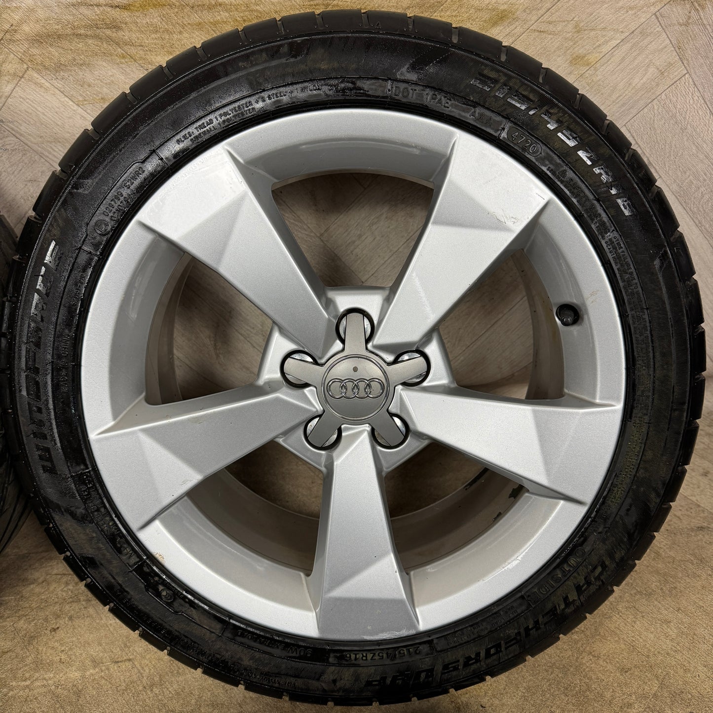 16'' GENUINE AUDI A1 5 SPOKE ALLOY WHEELS ALLOYS TYRES 5X100 8XA601025A