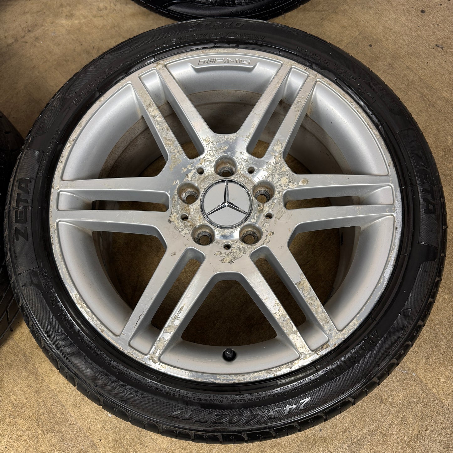 17'' GENUINE MERCEDES AMG C CLASS SILVER DC W204 ALLOY WHEELS TYRES ALLOYS
