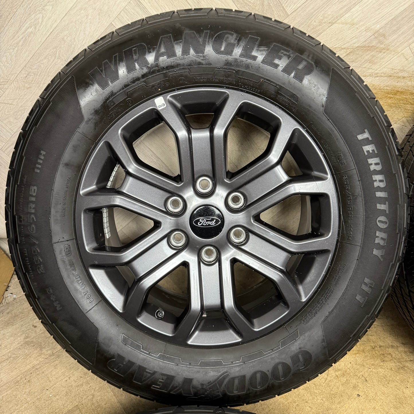 18'' GENUINE FORD RANGER GREY WILDTRAK ALLOY WHEELS TYRES ALLOYS SHOGUN 6X139.7