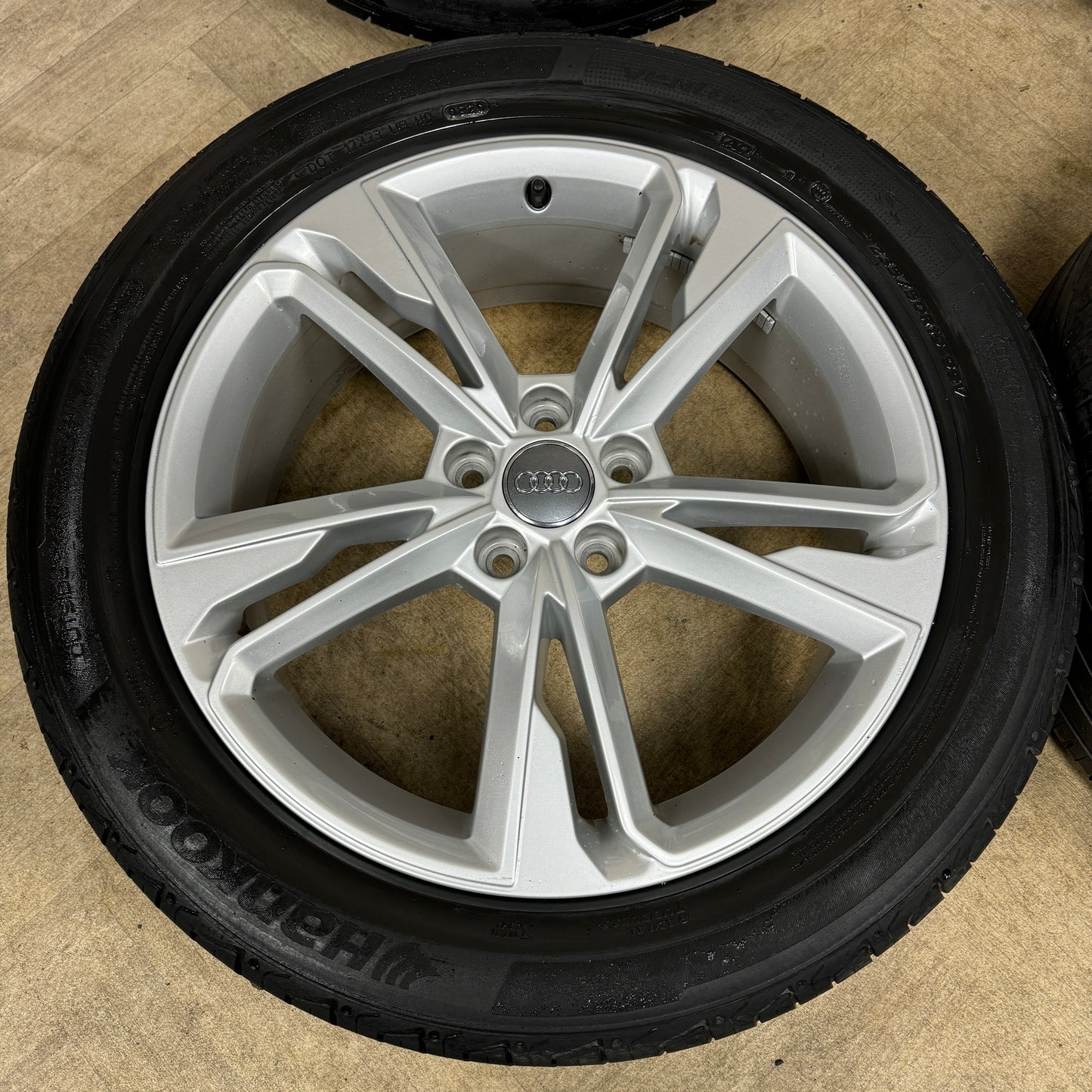 19'' GENUINE AUDI Q3 S LINE 5 DOUBLE SPOKE NEW MODEL ALLOY WHEELS TYRES ALLOYS