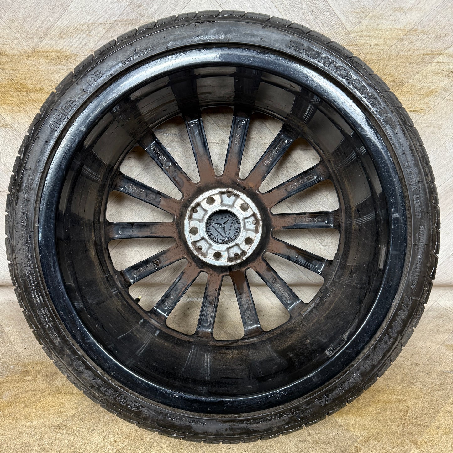1X 20" GENUINE AMG MERCEDES E CLASS BLACK DC ALLOY WHEEL W213 REAR 5X112 FITMENT 8J ET43 PART: A2134012300