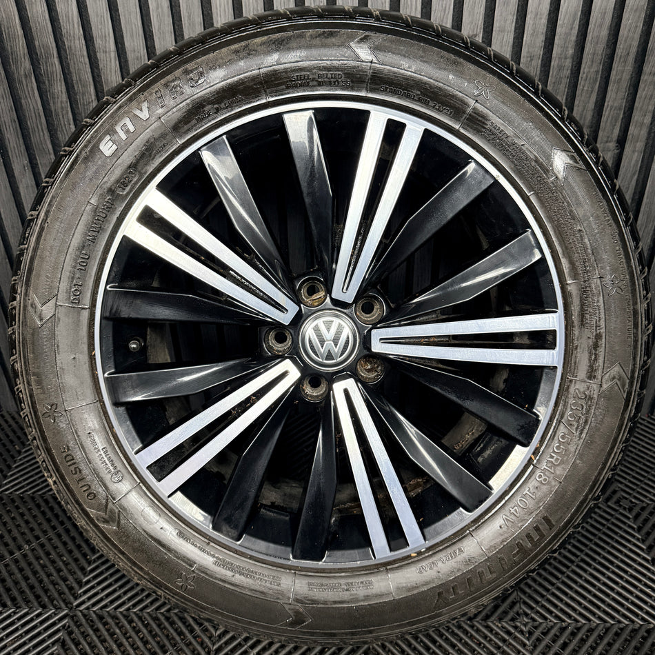 1X 18'' Genuine Vw Tiguan Patagonia Black DC Alloy Tyre Wheel Single 5NA601025AB